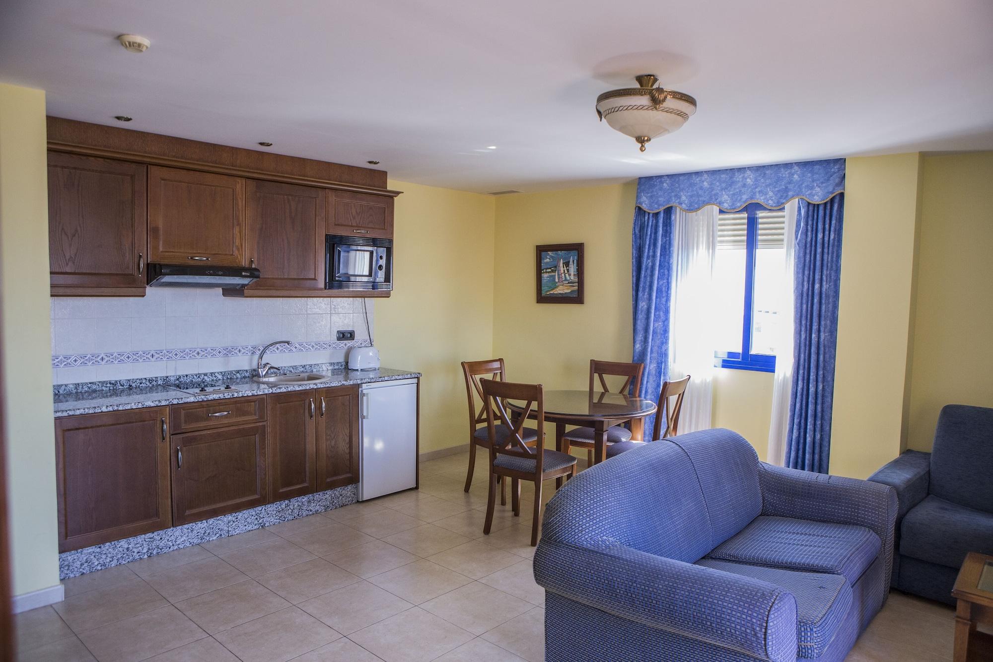 โฮเต็ล วิสตามาร์ Apartment เบนัลมาเดนา ภายนอก รูปภาพ