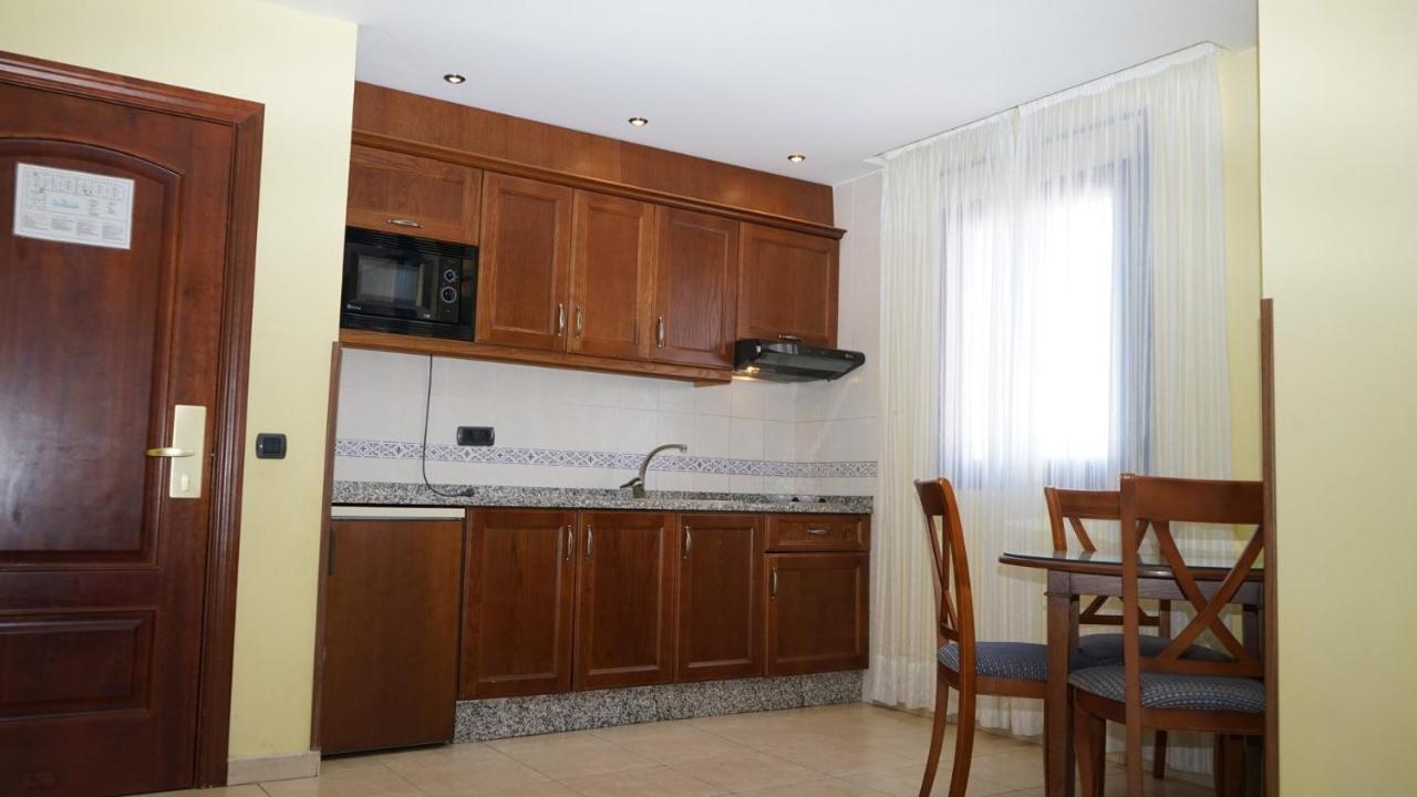 โฮเต็ล วิสตามาร์ Apartment เบนัลมาเดนา ภายนอก รูปภาพ